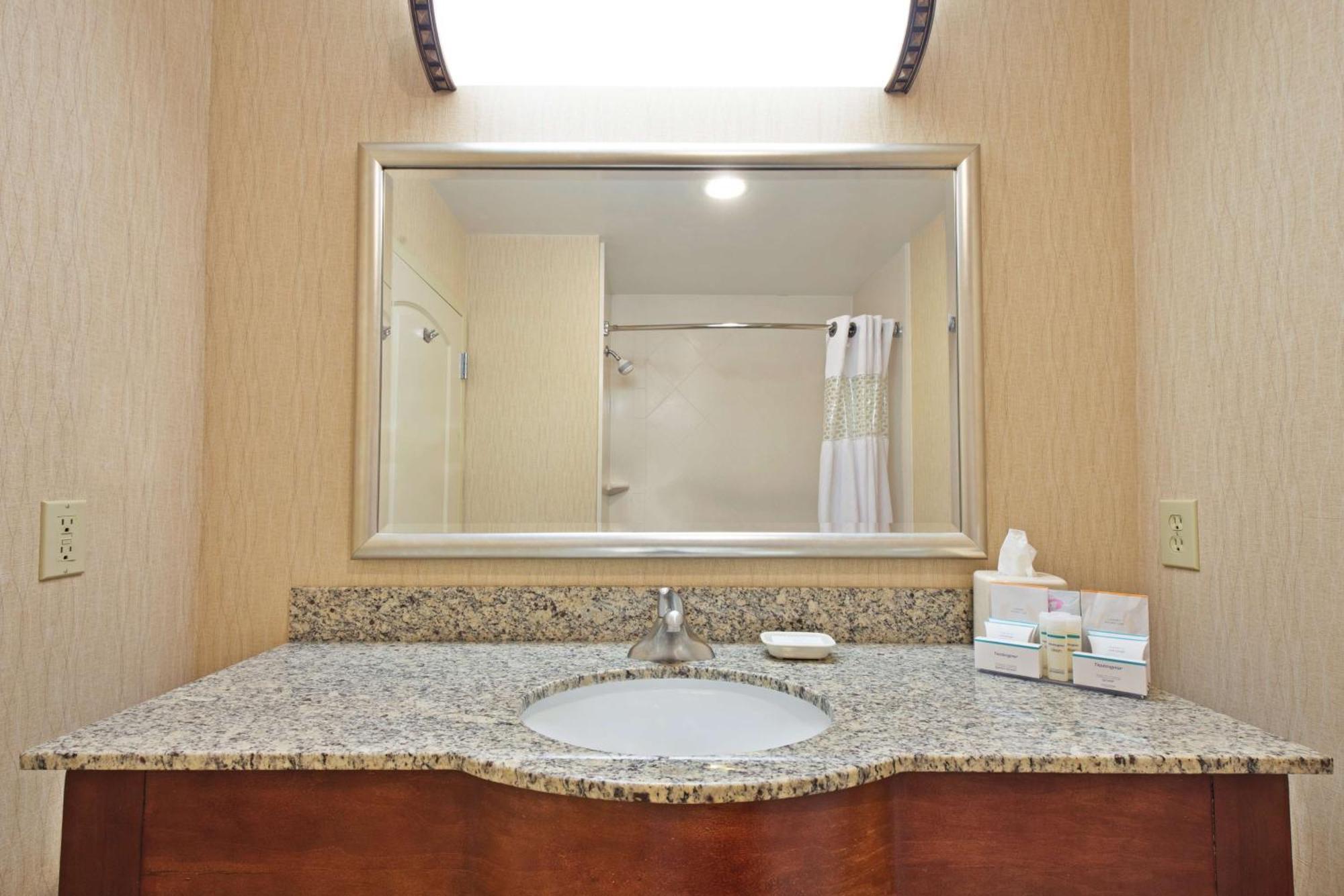Hampton Inn Gainesville-Haymarket Dış mekan fotoğraf